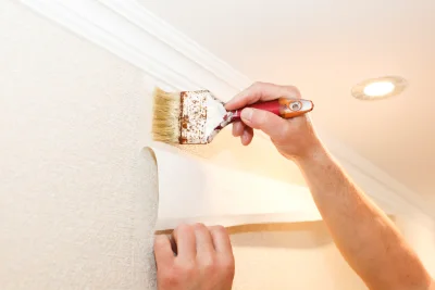Pose de papier peint à Saint-Leu-d'Esserent — revêtements muraux et toiles de verre